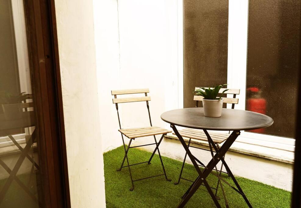Apartamento Stylish Duplex In The Heart Of Brussels Centre Exterior foto